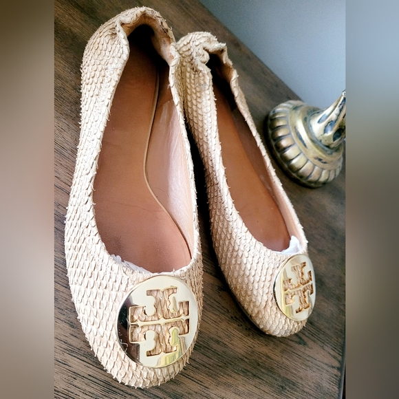 Tory Burch Reva Textured Snake Leather Ballet Flat Shoes Natural Sand US8 - Picture 13 of 16